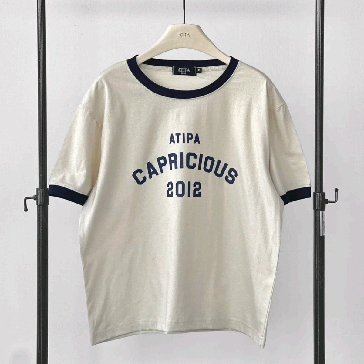 mrmeowshop's tweet photo. พร้อมส่ง / ปล่อย / ส่งต่อ 💚🩷
- ATIPA - Yearmark Ringer Tee เสื้อคอกุ๊นกรม ไซส์ M (ของใหม่)
ราคา 200 บาท
ค่าส่ง 40 (พื้นที่พิเศษ +20)
สั่งซื้อ : dm 💚🩷
#ตลาดนัดเติ้ลเฟิร์สวัน
#AtipaxTleFirstone https://t.co/HQyPkXmWWh