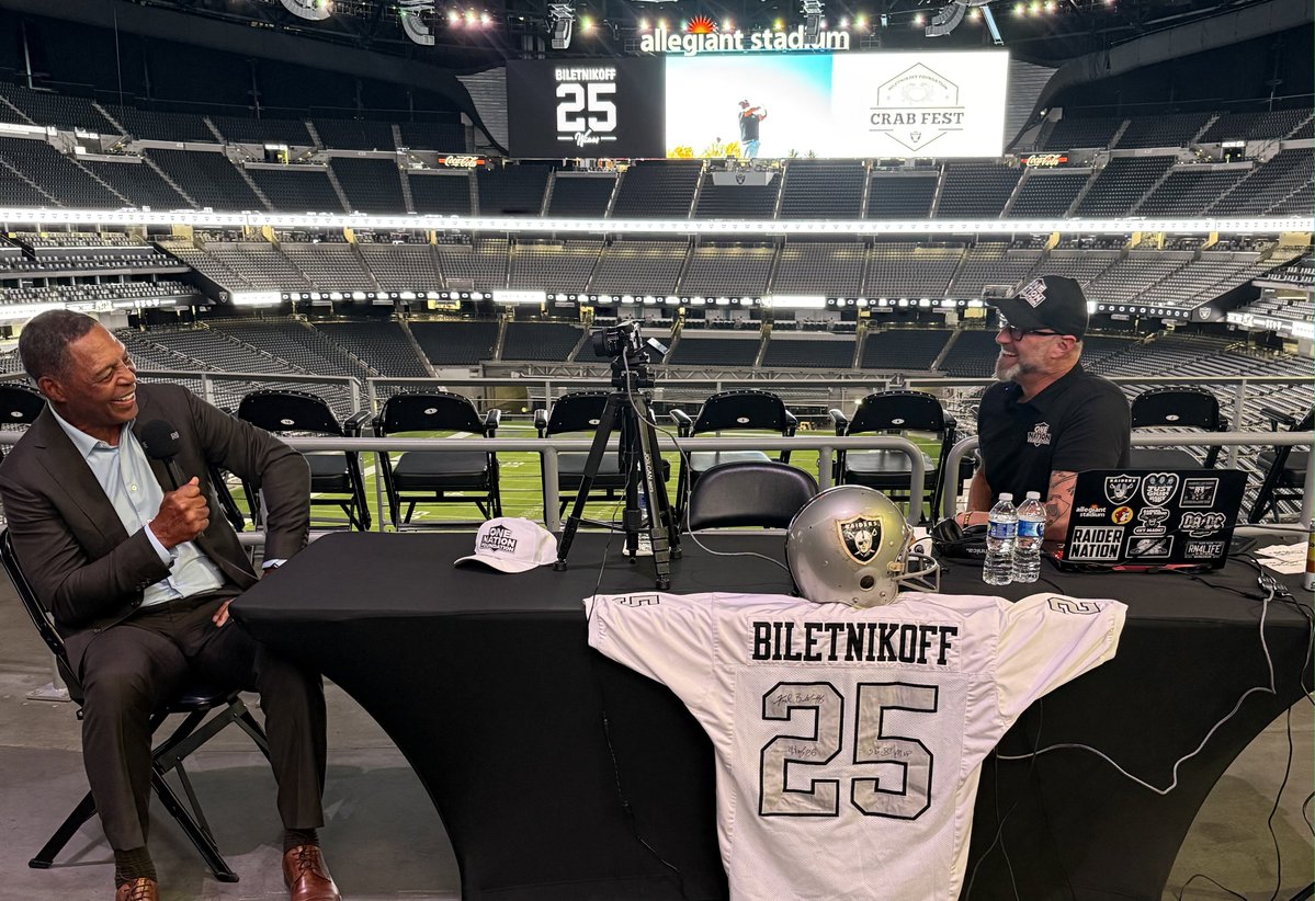 _Murf's tweet photo. Dream interview. 
#RaiderNation https://t.co/TC9WxGzpnp