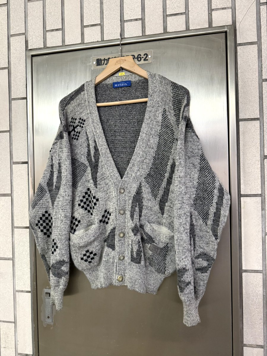 b_grade_b's tweet photo. 【vintage cardigan】

https://t.co/X8RvlJMhEs https://t.co/FhZkWJNXyc