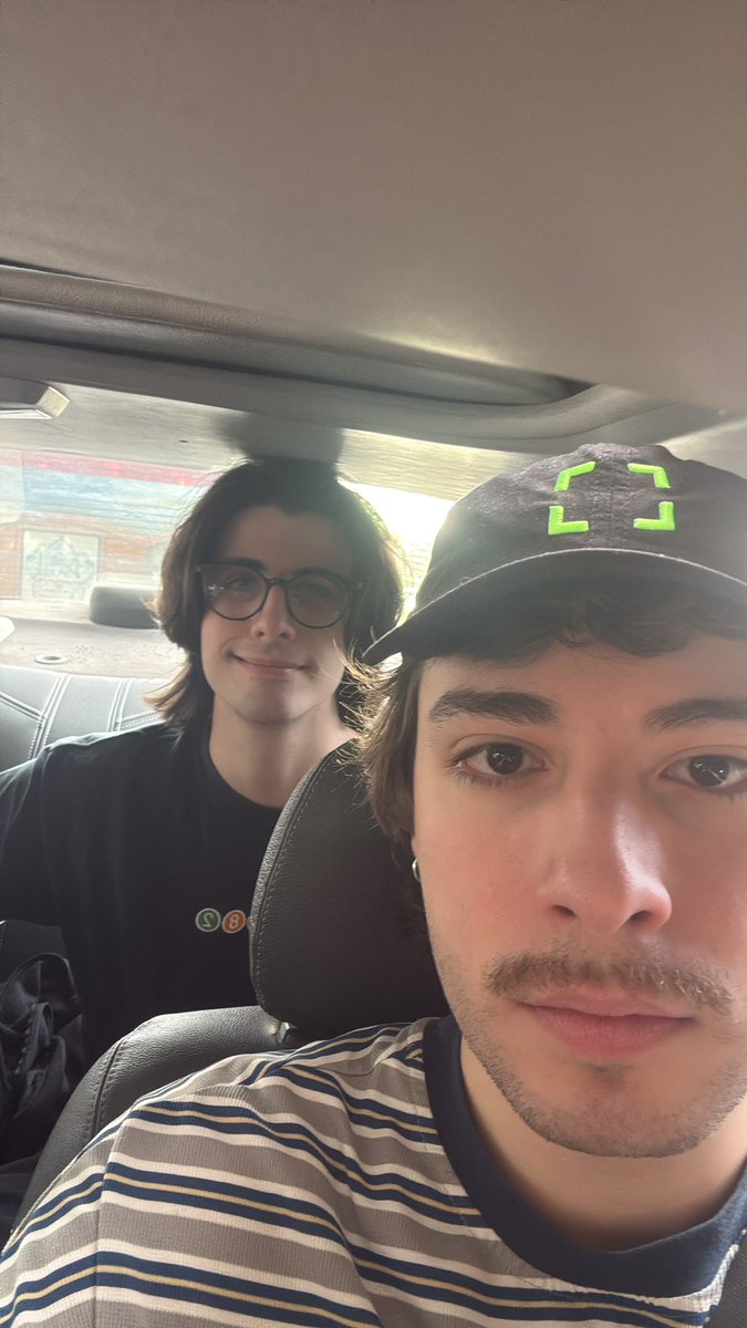 eskimozinmorreu's tweet photo. postando apenas algumas fotos aqui que me deu vontade de postar sem nenhum motivo https://t.co/cD4ZabHBLB