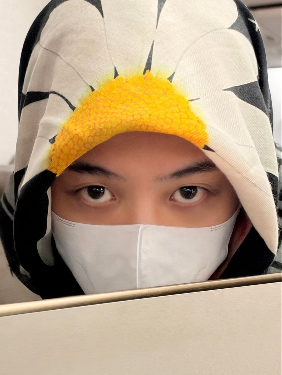 chaerrybang2's tweet photo. #2026MAMAVOTE #BIGBANG
🙏🙏🙏 https://t.co/jtWaweBvGU