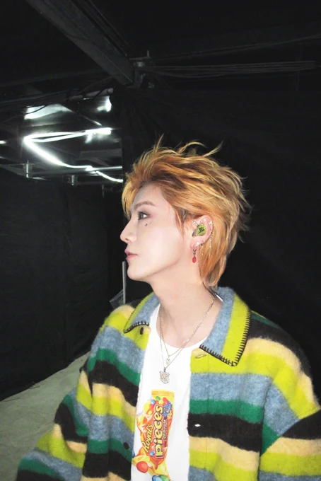 Image from LuHan International (SLOW) (@luking0420)