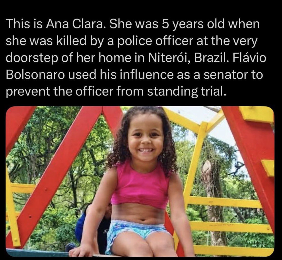 fllavioziul's tweet photo. @RepPressley Yes, the American taxpayer's money is being wasted on a fugitive from justice. Flávio Bolsonaro is a fascist involved in organized crime and a compulsive liar. His whole family is involved in some corruption scheme in Brazil. https://t.co/580SPOhbJ7
