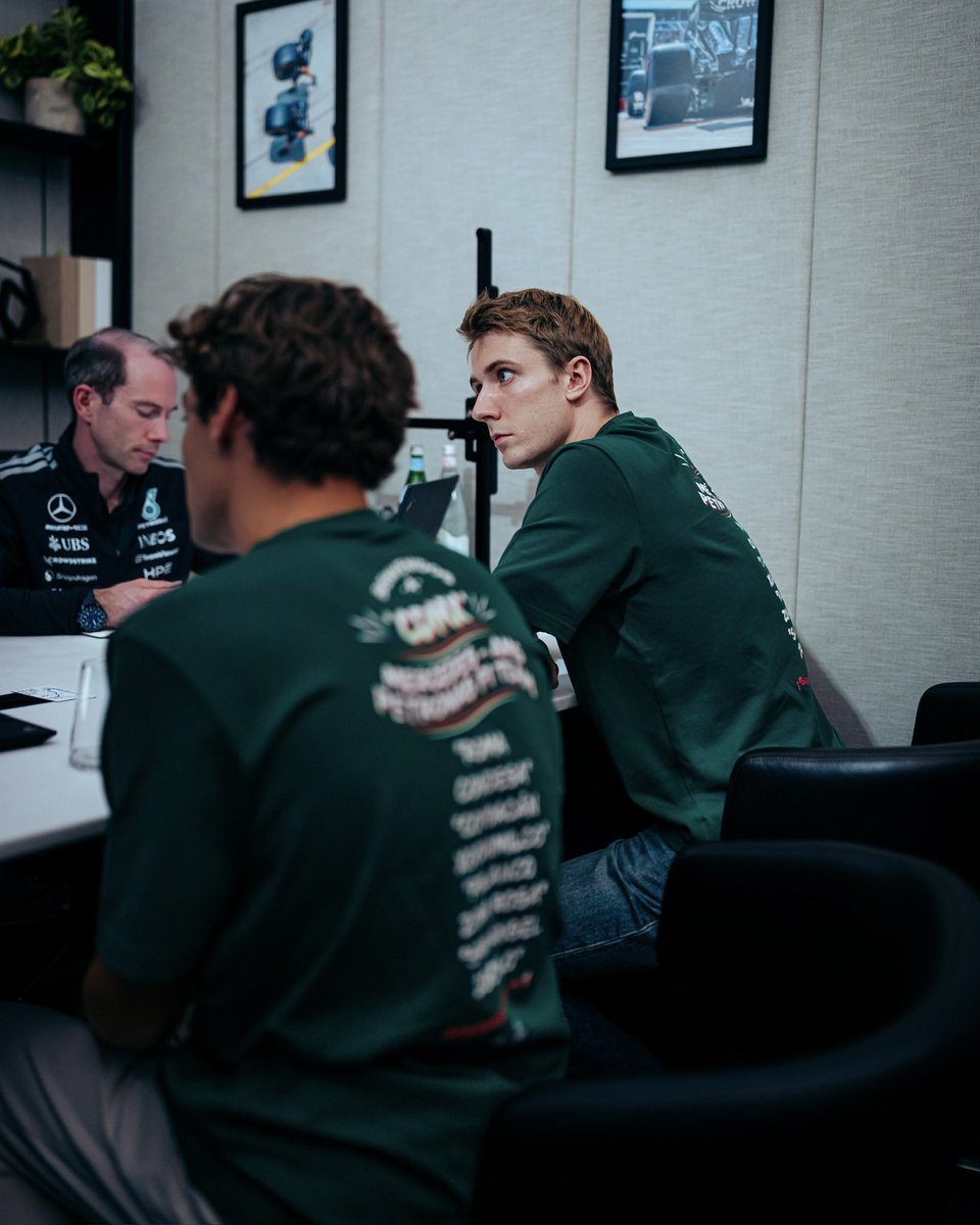 frederik_vesti's tweet photo. Hola Mexico 🇲🇽

Straight into FP1 preparations with George and the team, super excited to get behind the wheel of W17 🤝 https://t.co/R75DvsieCO