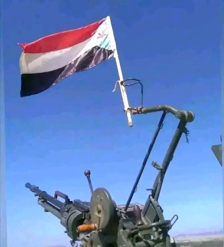 rwbghn's tweet photo. ستبقى الراية مرفوعة وسيظل الهدف واضحاً كشمس النهار حرية كرامة واستعادة وطن ستبقى الأجيال تحمل هذه الأمانة حتى يتحقق الوعد ويُنتزع الحق https://t.co/QHMxDEmyIY