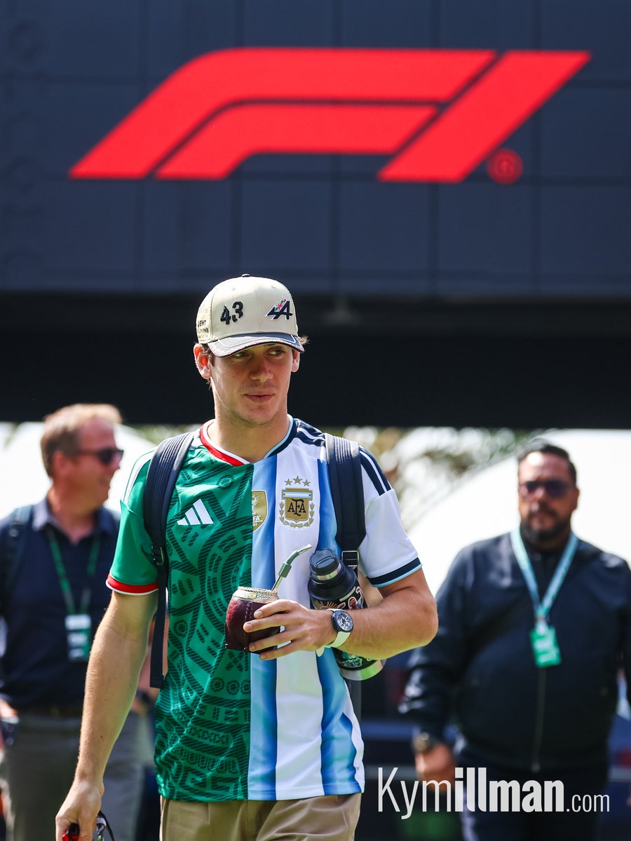 KymIllman's tweet photo. HALF N HALF

Franco Colapinto arrived at the track today wearing two football jerseys spliced together. Half of his kit is his beloved Argentina national team's shirt, while the other half is that of the Mexican national team. No doubt, this will please fans from both countries.

#f1 #formula1 #mexicogp