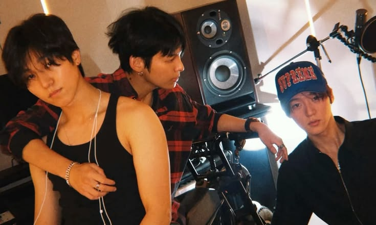 wayfers_'s tweet photo. ˚₊‧꒰ა wayf boys໒꒱ ‧₊˚ https://t.co/NJaebx6W1e