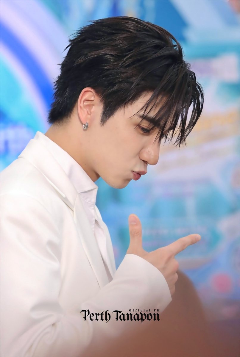 Patty253528's tweet photo. @perthppe ภูมิใจ โครตเก่ง รักมากๆเลยน๊า🫶🖤 https://t.co/E8gLhlSCvC