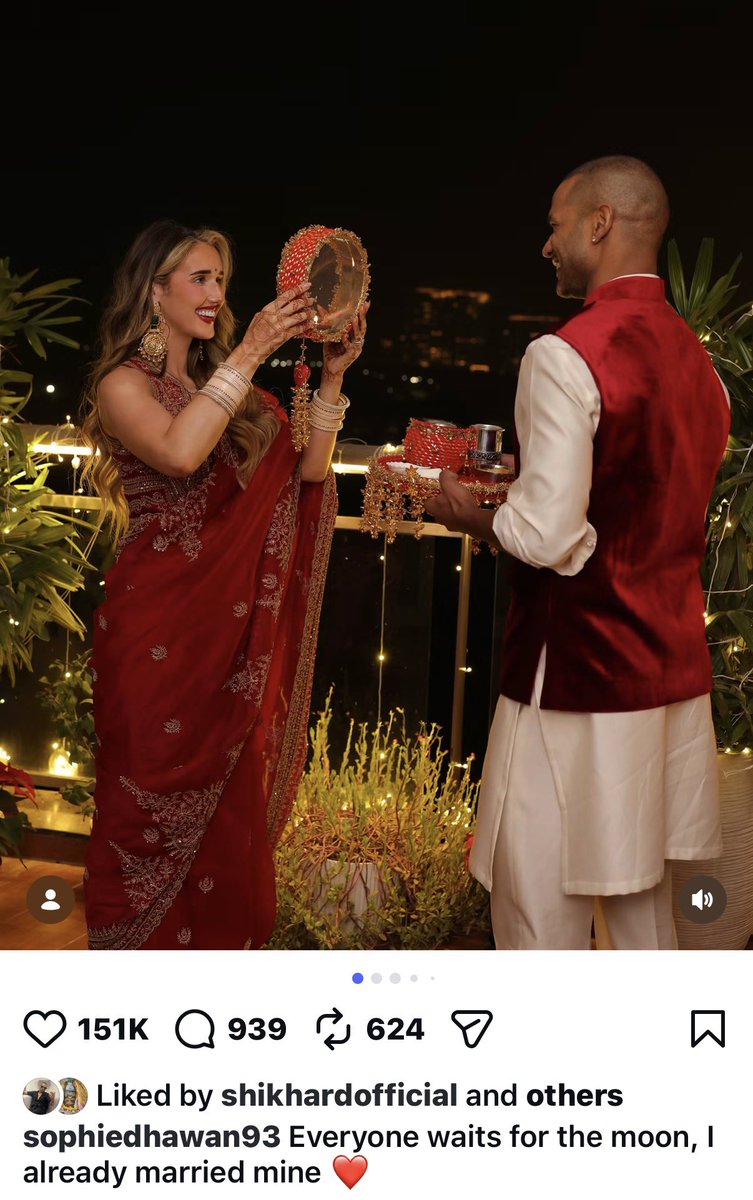 jod_insane's tweet photo. Successful celeb couples don’t have any problem celebrating Karwa Chauth but jobless feminists have been spreading hate since morning 😭 https://t.co/7LmYL7FWtk