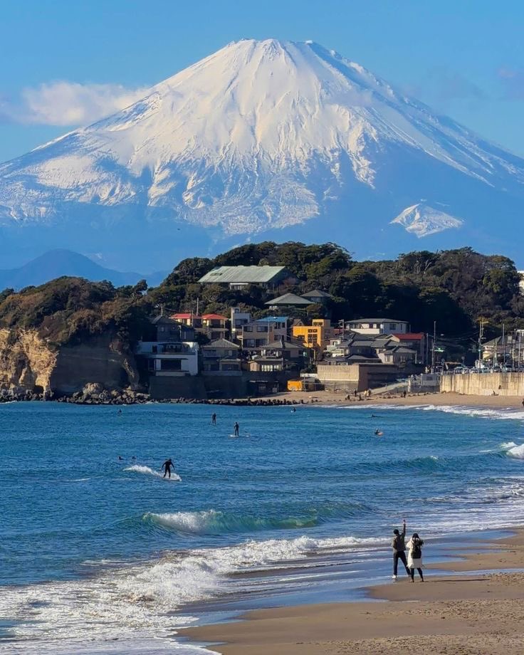 reminiscinbby's tweet photo. Mount Fuji, Japan https://t.co/kpu4Nw5AaU