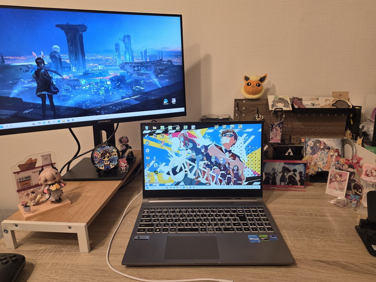 n_ot_ld's tweet photo. ディスプレイ導入！
グッズの配置再考しないと https://t.co/DpQitDJ76O