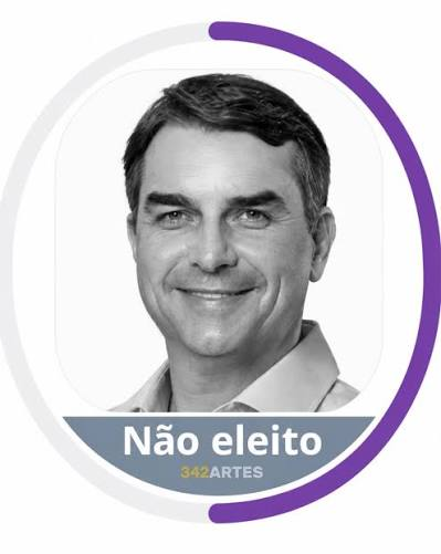 feee_909's tweet photo. @naodocover @RenanSantosMBL chora mais https://t.co/nWXM5Nb7lq