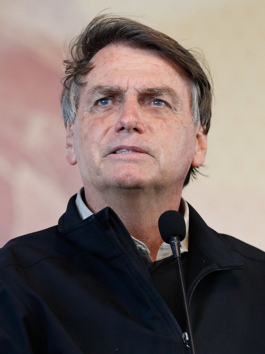 VlogdoLisboa's tweet photo. Esse é o verdadeiro líder do bolsonarismo. Goste ou não, é fato. https://t.co/08O4oyZsN2