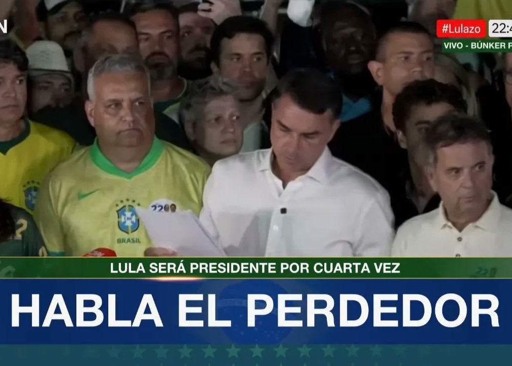 nenoscaryhours's tweet photo. @pfigueiredo08 @FlavioBolsonaro https://t.co/TONj5djHaj
