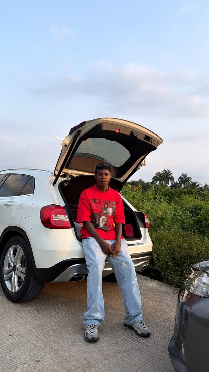 mekwafendi's tweet photo. Congratulations to me i just added another wheel https://t.co/lnXJM1YG8s