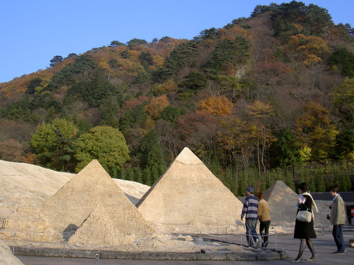 goutatsu2's tweet photo. エジプト旅行に行った時に乗ったヘリコプターからの写真.....というコンセプトで撮りました。

東武ワールドスクウェアです....笑

#glm795　#nack5　
#glm写真館 https://t.co/WEMbr6Luky