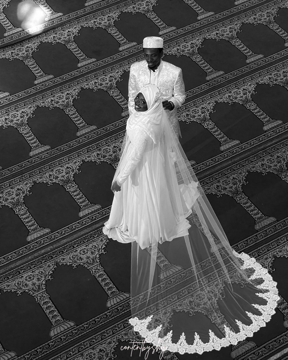 Shhhyyyyy's tweet photo. Hey twitter people.
I’m contentbyshy on Tiktok and instagram (its disabled for now) till I get it back.
I capture moments you never thought would be captured with my phone.
I make videos too not just for weddings but for events.
Book me today, tell a friend about me.
Here are some of my work.