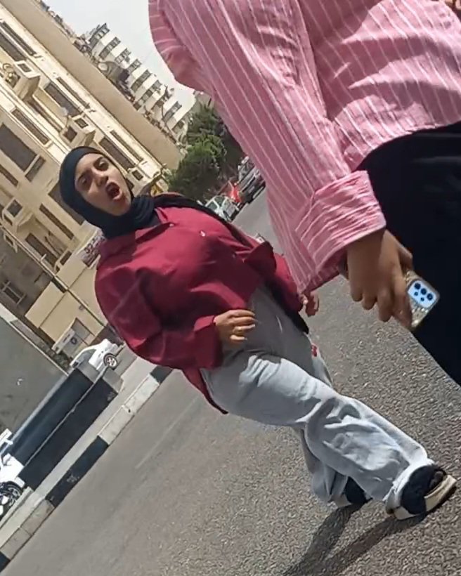 kdu0r2's tweet photo. انا عاوز اعرف هي قصيره ولا قزمه بس في الحالتين انا نفسي اجرب اوي الجسم ده 
وافضل انططها علي زوبري البت وشها نياك اوي 
وعليها جوز بزاز ولا متناكه https://t.co/6W9pl9TCjS