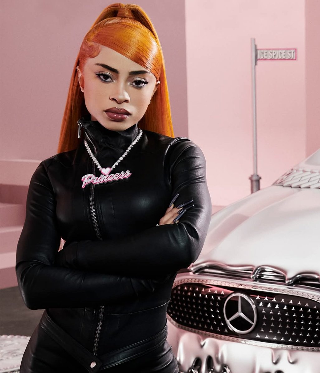 icespicebase_'s tweet photo. Mercedes Benz gifted Ice Spice a custom iced out CLA in 2025. https://t.co/cclaUTozC4