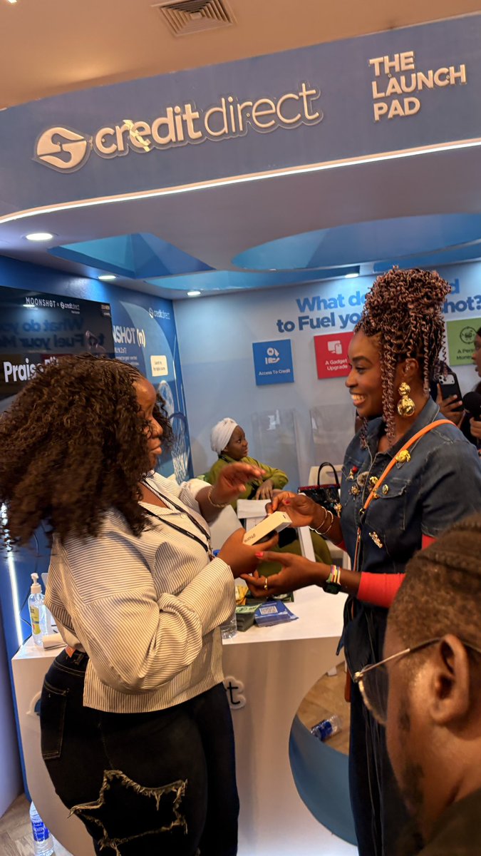 _damhii's tweet photo. Pull up with a friend and stop by the @creditdirectltd booth. You might just walk away with an iPhone 18 Pro Max 👀🔥 Definitely worth checking out! @CDcheckout

#MoonshotWithCreditDirect #FuelYourMoonshot #MoonshotxCreditDirect https://t.co/IvaNbo3dRg