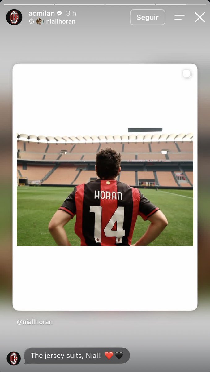 Sunshineee2809's tweet photo. 🧡|| «¡La camiseta te queda genial, Niall! ❤️🖤»
•••
🇬🇧 || “The jersey suits, Niall! ❤️🖤”
#Niall #NiallHoran #DinnerParty #DinnerPartyLiveOnTour #DinnerPartyLiveOnTourMilan
#DPLOTMilan
—AC Milan via TT https://t.co/StEv1wE6Ls