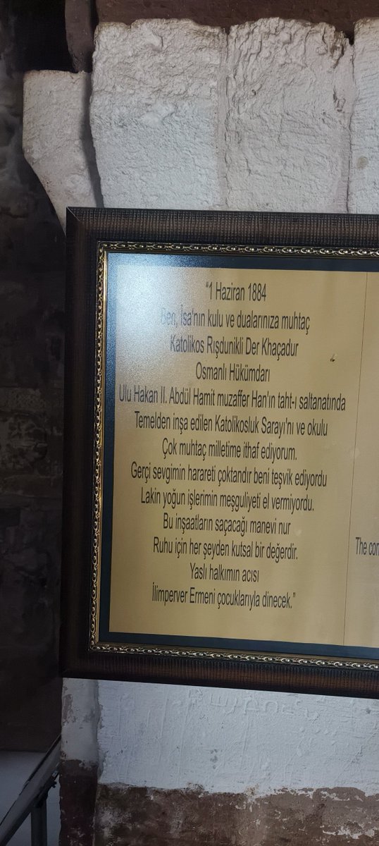 AtaxTurk1416's tweet photo. @Seyfullahhuzni Bunu da geçen Van'da çektim Akdamar adasinda ki kilisede gezi sırasında https://t.co/BKTApEKKaG