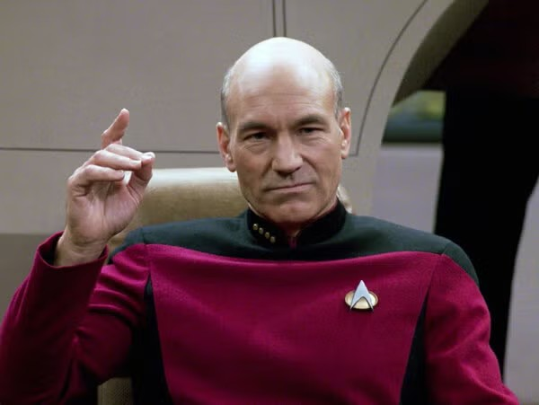FistPunch's tweet photo. Patrick Stewart has died. 

RIP Captain 🙏 https://t.co/gtbNbXhDAc