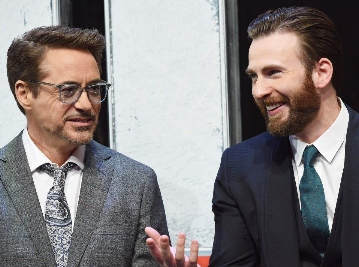 OmoAluko11's tweet photo. Some movie friendships end when the cameras stop rolling.

Then there's Robert Downey Jr. and Chris Evans, whose interactions gave Marvel fans another reason to love them outside their characters. 😂

Tony Stark and Captain America had their differences on screen, but their real-life banter made the press tours entertaining, too.