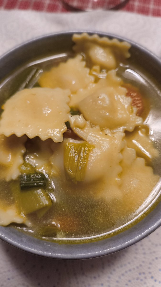 mthiry08350's tweet photo. Yummy 😋😋 https://t.co/1ojY14iaNT