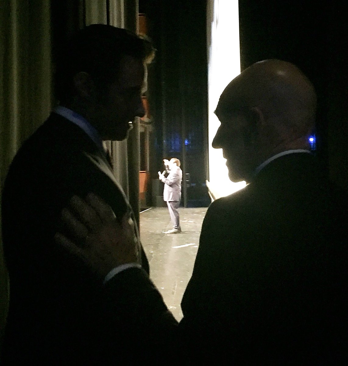 RealHughJackman's tweet photo. We lost one of the greats of stage and screen today. And, in my book, a tremendous friend and man. I learned so much from him. I will miss you, Patrick Stewart, all of my days. @mang0ld https://t.co/Ky6iv2MUek