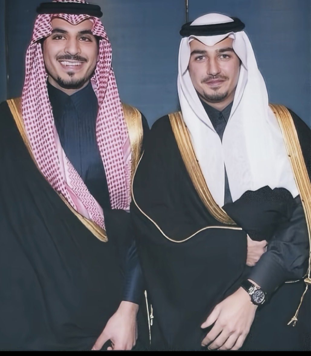 DAd96287525's tweet photo. @MornePring44647 @nfoo47 @marvelstanguy انهم هنود لكم انظر للسعوديين يا هندي ياقذر😭 https://t.co/UdpMvzhmVd