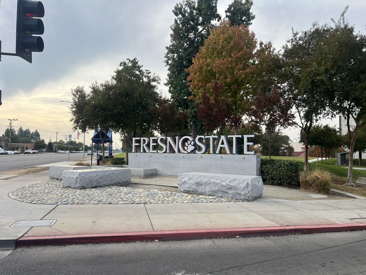 GloriaJRomero's tweet photo. I’m running to be your Lt. Governor to keep college costs low & affordable!  
I plan to introduce California’s 1st College Degree Guarantee program so that students can graduate on time and have the courses they need available based on the
Students’ needs- not the university bureaucrats!  
As a Distinguished Professor who understands that education is essential to achieving the California Dream I ask you to join me at https://t.co/1BF30ptQuh and VOTE GLORIA ROMERO as Lt Governor!  Vote by Nov 3rd!
Endorsed by the Bakersfield Californian and Valley leaders and students!