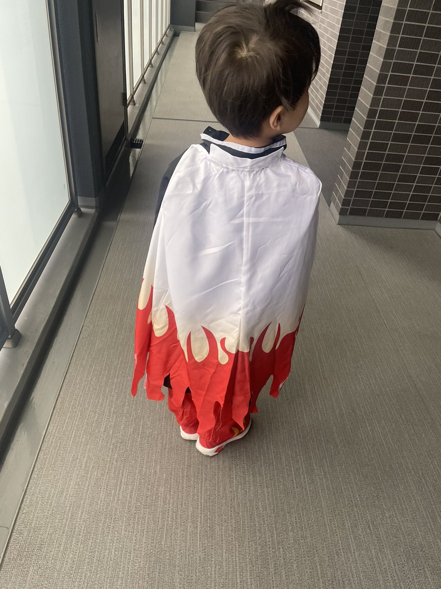 y02y05's tweet photo. 仮装登園の日🔥 https://t.co/dPWMQzgvU2