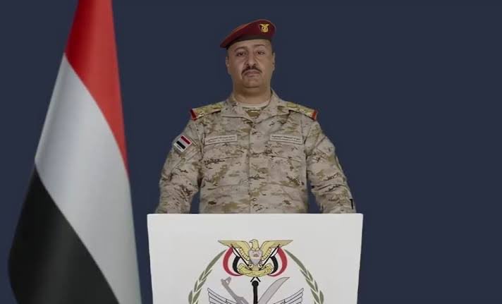 P9l1p's tweet photo. بالله عليكم هذا شكل ناطق عسكري 😂؟!

•كوز مركوز https://t.co/FvhvVSeOUS