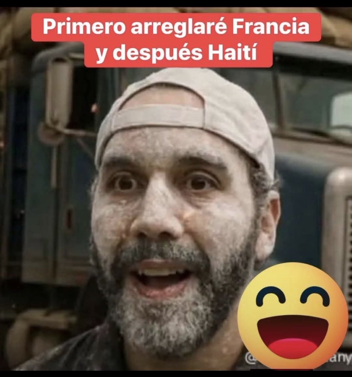 Carolainaywk's tweet photo. @Sal_Ayala_ @notimundosv @_fermarti El argumento es simple sos un cholero que trabaja en el norte y le mama el culo a Nayib. Deja wue la mara lo putee cerotin. https://t.co/oIxjlO6K1y