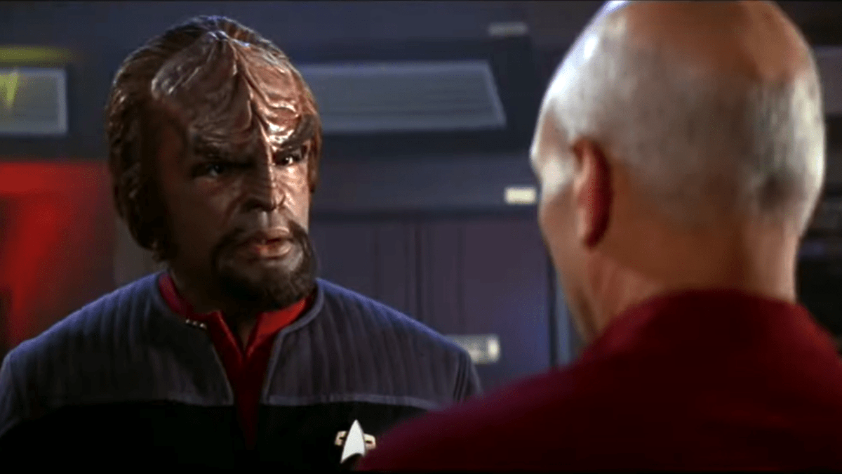 redshirtsdieFS's tweet photo. �� Remembering #StarTrek's #PatrickStewart by rewatching my favorite Jean-Luc moments: First Contact https://t.co/Unu7kwb4E8 #nostalgia https://t.co/3vbE5ZJ4YE