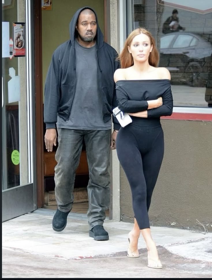 its_shine2's tweet photo. When you love the outfit but want to test-drive a new hair color. (Kanye &amp; Bianca) https://t.co/47CwC59Vgn