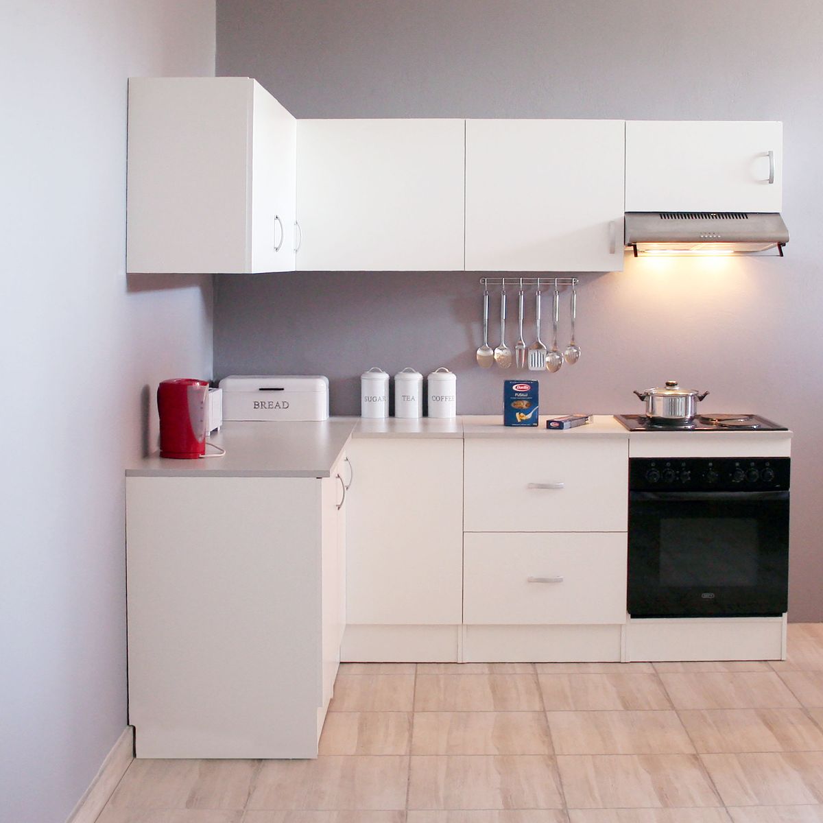 BuildSaverSA's tweet photo. Visit our Takealot store for great deals on home, office, kitchen, bathroom and bedroom furniture.

https://t.co/DDz0gUyV1K

See everything from modular kitchens &amp; bathroom vanities to filing cabinets, computer desks &amp; bedside pedestals.

#furniture #office #kitchen #bathroom https://t.co/r2DNA3EcKq