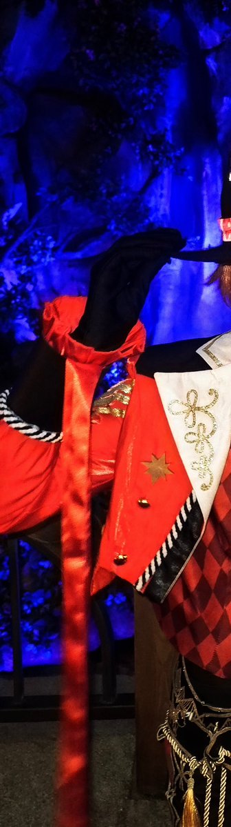 ___navi3's tweet photo. 「___闇の鏡に導かれし者よ。
汝の心の望むまま、鏡に映る者の手をとるがいい____」

#Dハロ仮装2026 #Dハロツイステ https://t.co/qIte3A26pK