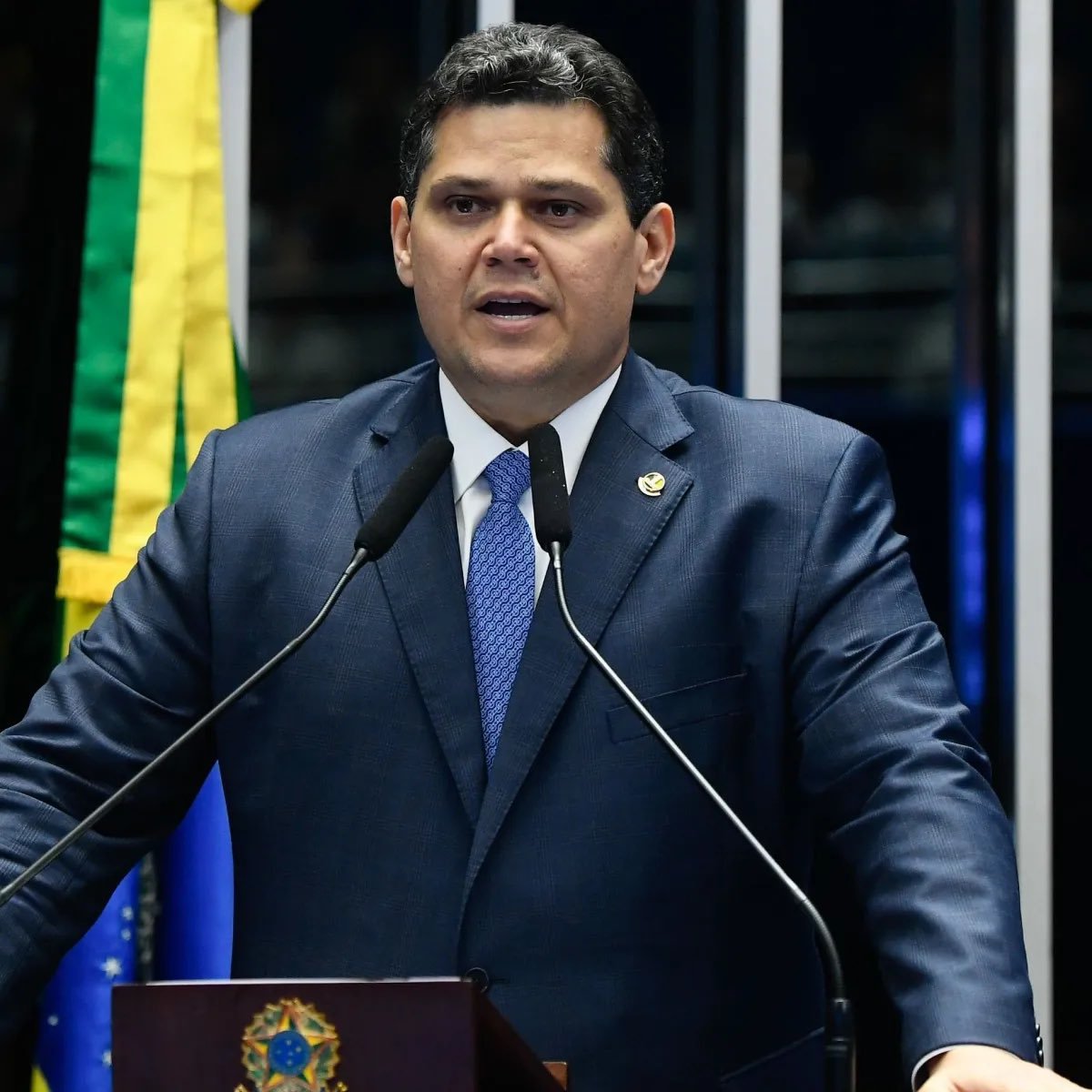 MAGARISINGRv's tweet photo. GRAVE!!! Anistia aos envolvidos na tentativa de golpe de estado deve avançar no senado e Jair Bolsonaro pode ser solto nos próximos meses. https://t.co/Ohjal7WhFH