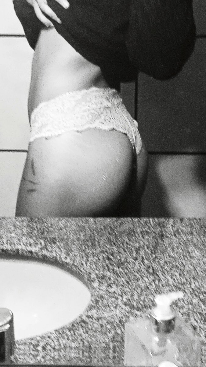 TKtomczyk15201's tweet photo. Oii moh😊
#PINTOSAWARDSㅤㅤ 
#PINTOAWARDSㅤㅤ 
#PINTOSAWARDSㅤ 
#pintoawardsㅤㅤㅤ 
#XOTAAWARDSㅤ 
#BUNDAAAWARDS 
#CHUDAİ 
#bdsmِ https://t.co/YJ2U8zWsBA