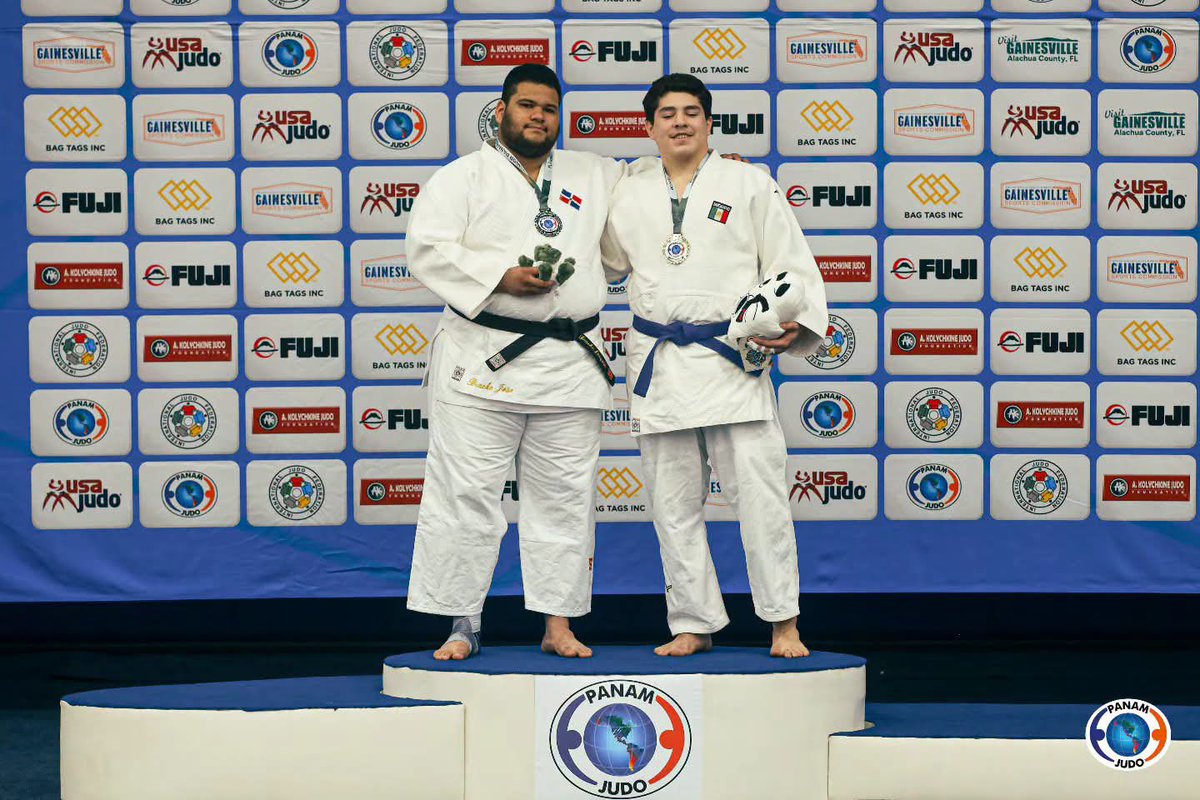 TVTenlinea's tweet photo. #Entérate 🔴 Judoka tabasqueño conquista dos medallas de oro en la Copa Panamericana 2026

El judoka tabasqueño Maddox Argüelles logró dos medallas de oro durante su participación en la Copa Panamericana 2026, realizada en Gainesville, Florida. https://t.co/HKlUG1ck8B