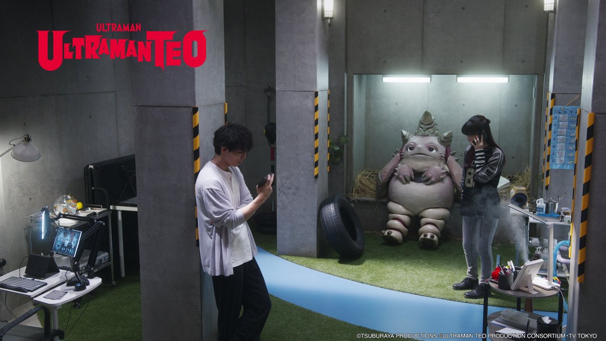 TsuburayaGlobal's tweet photo. #UltramanTeo 🍩
✋Protecting lives together!
🏃Kanna and Rintaro, ready for action!
🚀The Space Pod is back, and it's even more acrobatic!
📱 Did Professor Minobe find the big secret?

Everyone’s trying their best to save lives. Who was your MVP of the episode? https://t.co/JtLRyTWDUF
