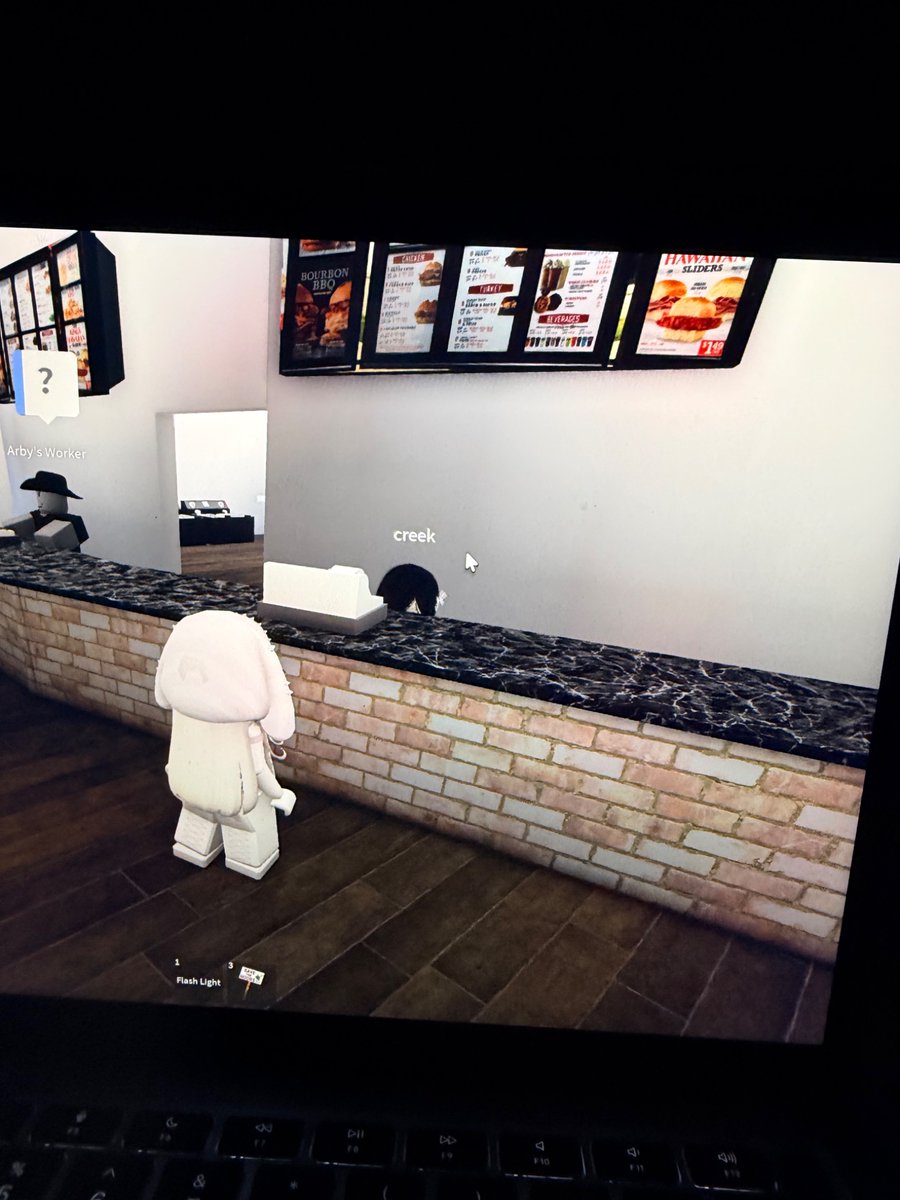 TerribleBelarus's tweet photo. Me and my wife roleplayed on Roblox https://t.co/j3WbpLtYDx