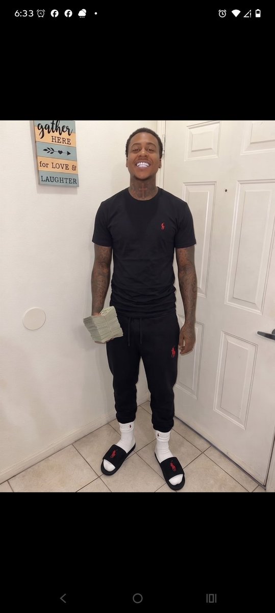 liljayfromda4's tweet photo. Can I borrow a dollar 💵?

#HTown
#HOUSTON https://t.co/QmknLDxCYL