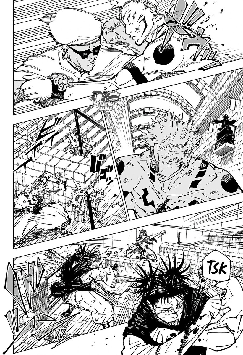 kashi_0102's tweet photo. @Cornitorvfh Se viene mi parte favorita, la supuesta ""sincronización"" que tuvo Choso con el resto se resume en atacar desde media-larga distancia con sangre perforante, no hay ni un solo panel que lo muestre peleando directamente https://t.co/MYh5f2enRt