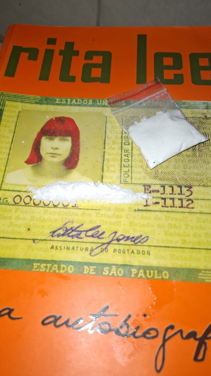 dietcanibal's tweet photo. chegou a sair lágrimas dos olhos dps dessa #drugstwt #coketwt https://t.co/Mk82puJKaY