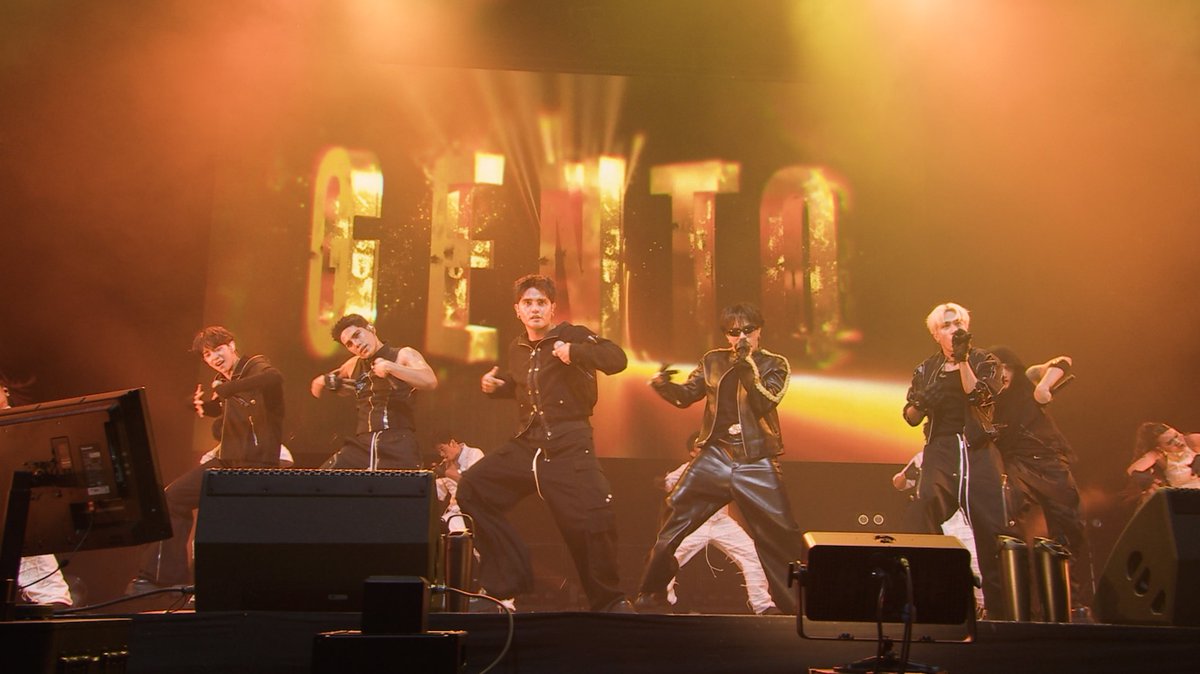 SB19Official's tweet photo. SB19 ft. Kento Nakajima 'GENTO' Official Performance Video

Watch it here:
🔗 https://t.co/AwTQskUJuM

@KENTO_Team_N 

#SB19 #KentoNakajima
#SB19xKENTO #GENTO https://t.co/OsWjnptOEs