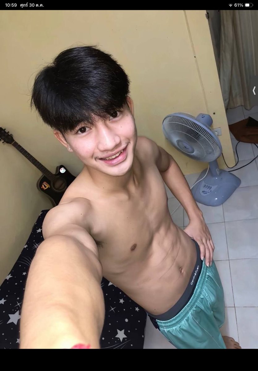 vntnsrhs_281147's tweet photo. มีนะครับ ดาวตต. นักบอลที่ขาหัก #คริปหลุดนักบอล #คนดังตต #งานดี https://t.co/r7cQBmvGiT