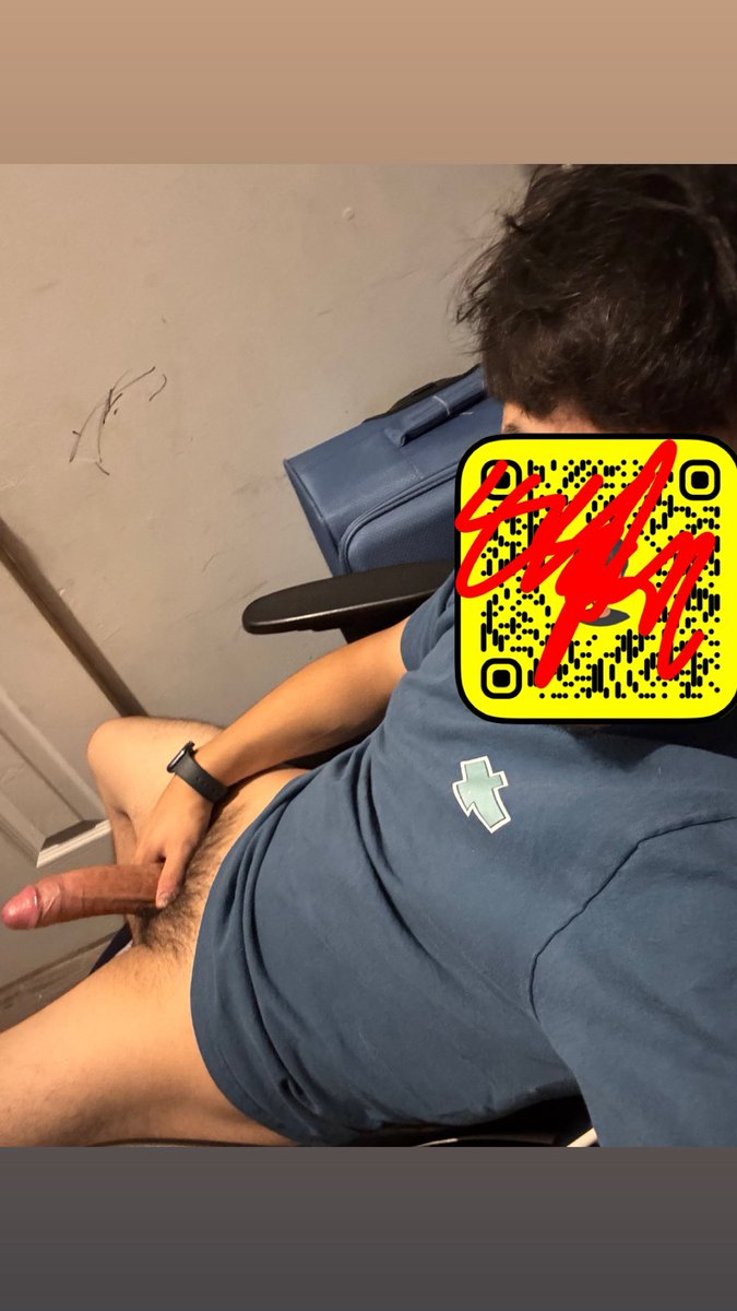 tx_enyo's tweet photo. sup chat lowk been horny 24/7 
#dtx #latino #mlm #hmu https://t.co/zjNJSzJTpt